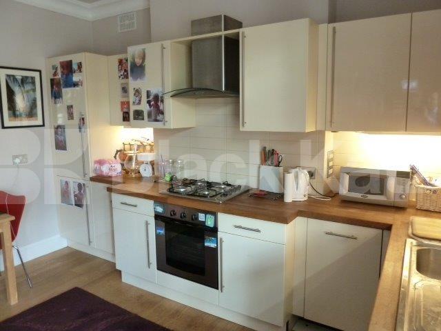 			STUNNING 2 BEDROOM PERIOD CONVERSION, 2 Bedroom, 1 bath, 1 reception Flat			 Stapleton Hall Road, FINSBURY PARK-STROUD GREEN